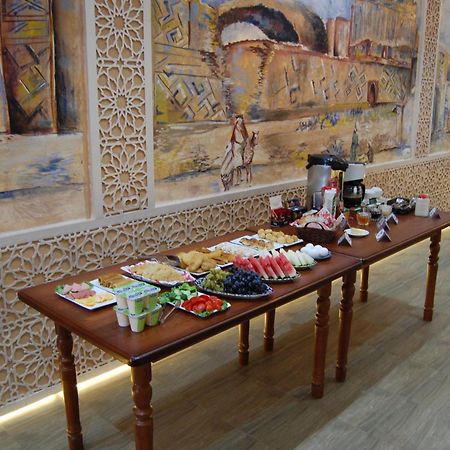 Usman Hotel Самарканд Екстериор снимка