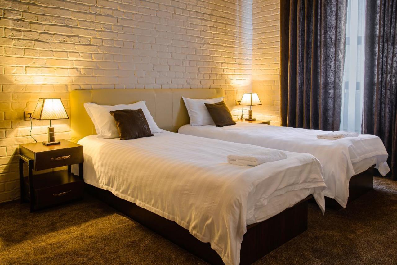 Usman Hotel Самарканд Екстериор снимка