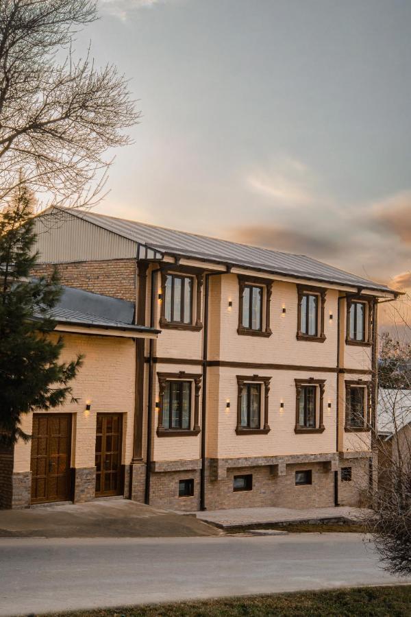 Usman Hotel Самарканд Екстериор снимка