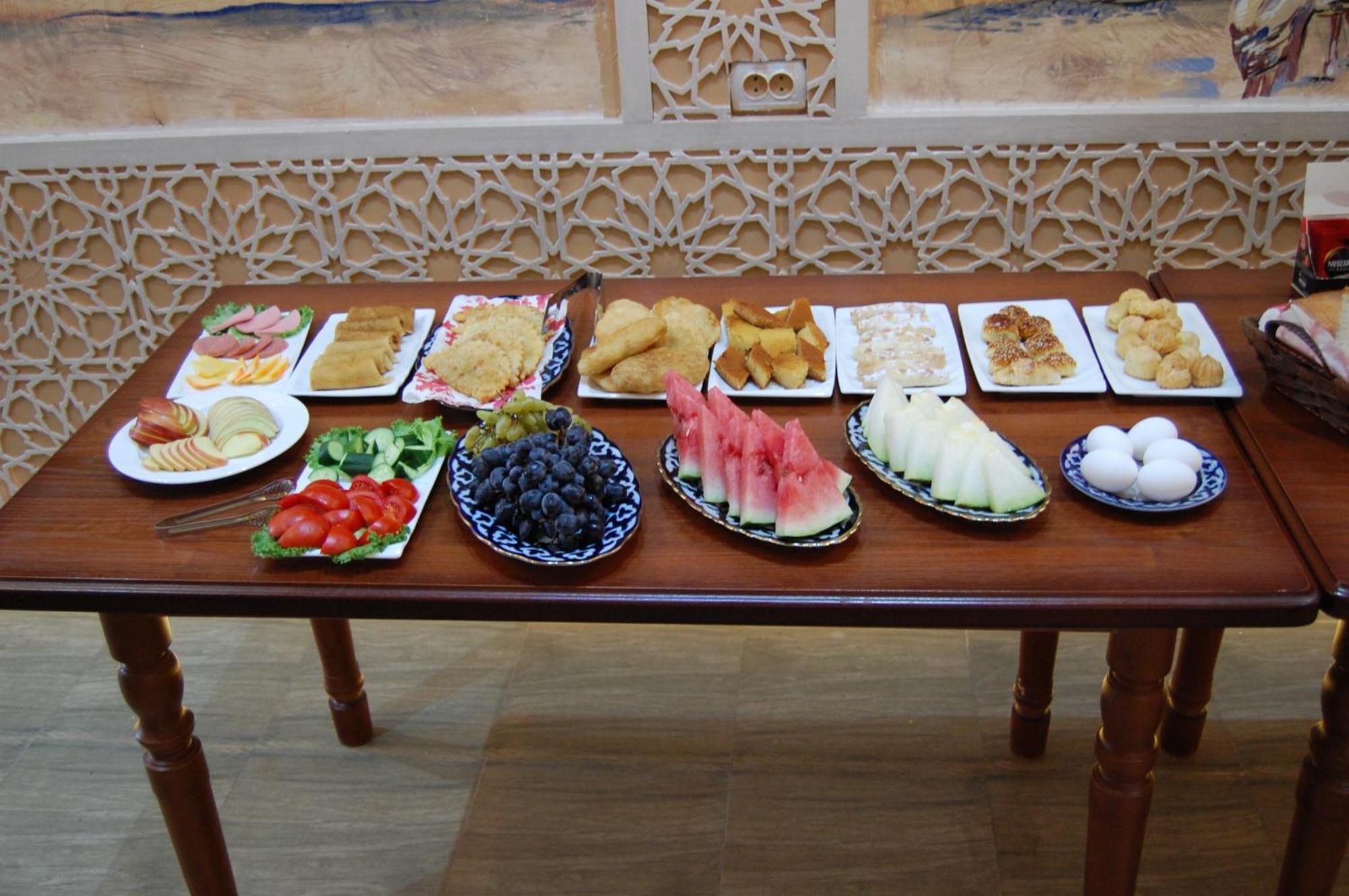 Usman Hotel Самарканд Екстериор снимка