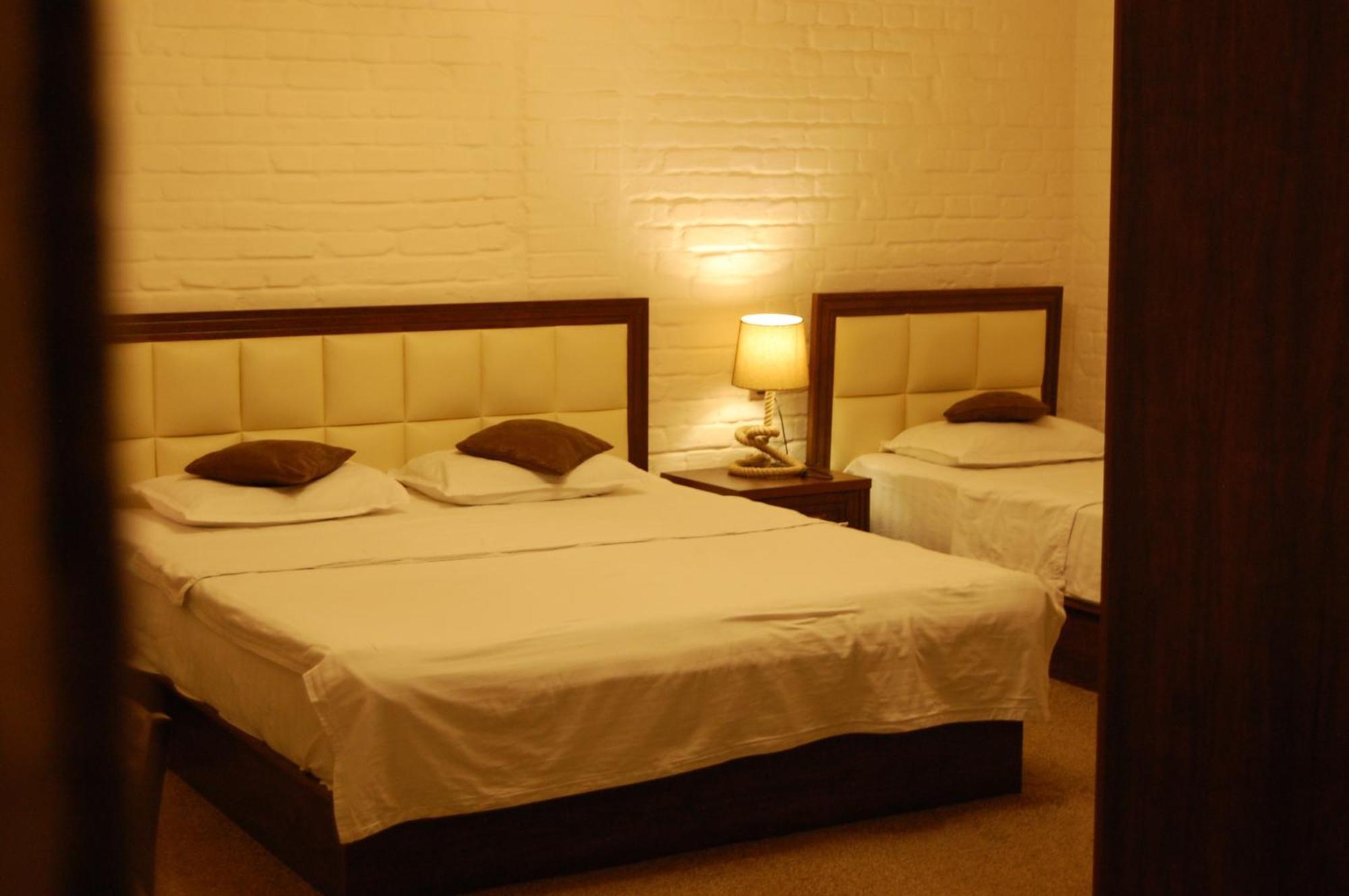 Usman Hotel Самарканд Екстериор снимка